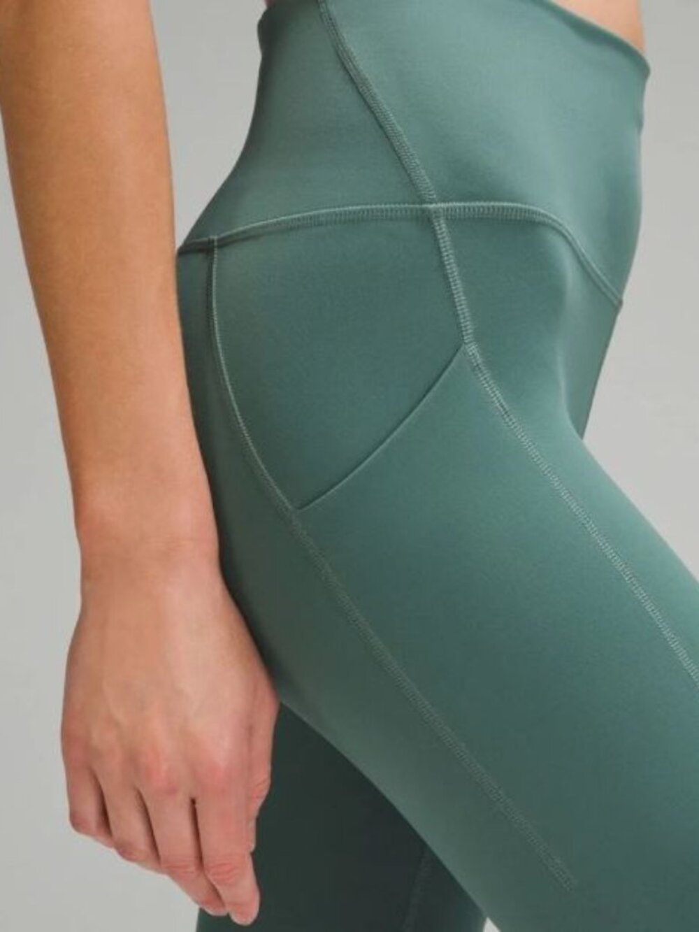 NWT lululemon Wunder Train HR Tight 25" *POCKETS* Medium Forrest